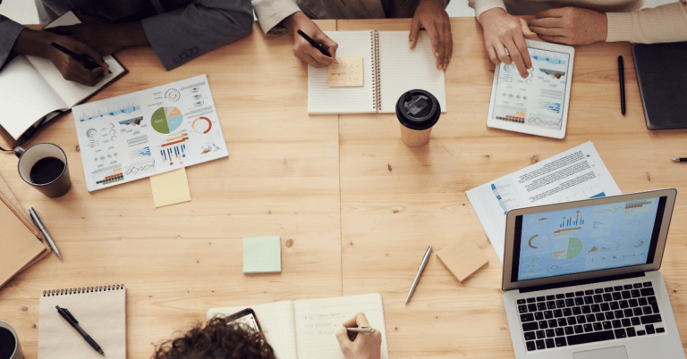 شذرات|القيادة الفعّالة الطريق إلى النجاح المستدام