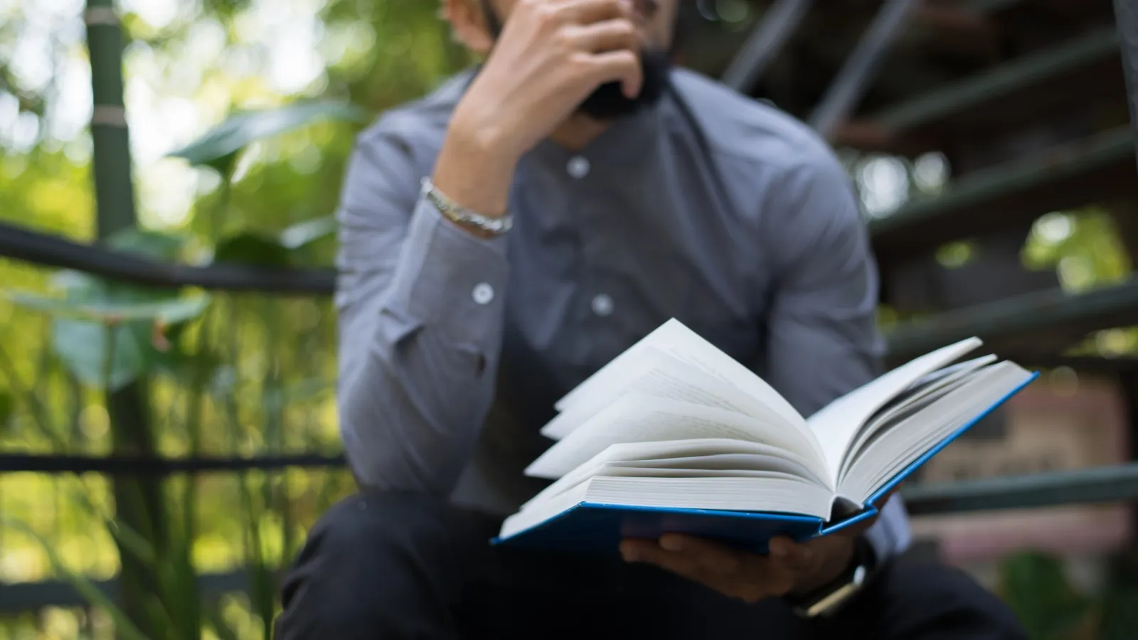 شذرات | قراءات شذرات: القوة والمعرفة وتفكيك الهيمنة - قراءة في كتاب "الاستشراق"